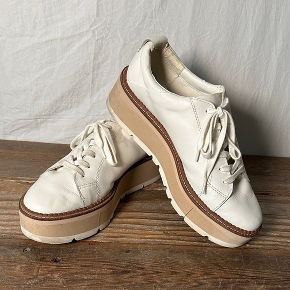 Dolce Vita Cream and Tan Platform Sneakers - Picture 3 of 5